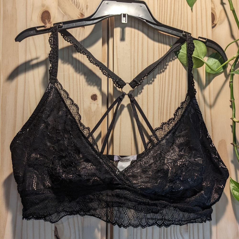 Black lace bralette